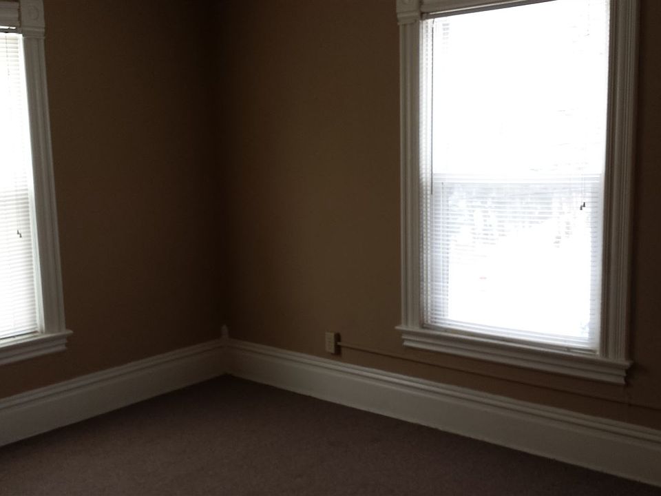 Living Room/bedroom