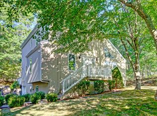 30 Collingswood Dr, Sag Harbor, NY 11963