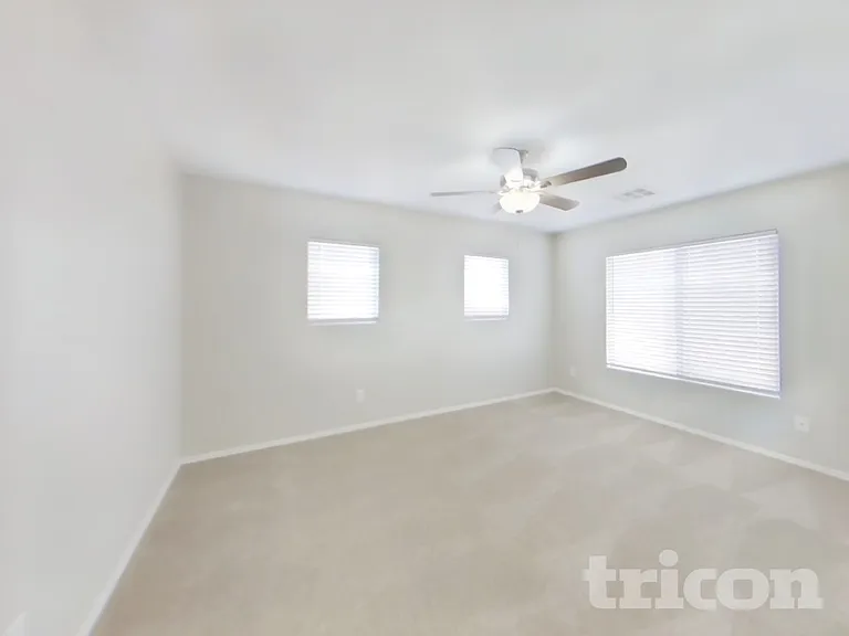 4930 E Del Rio Dr — Photo 21