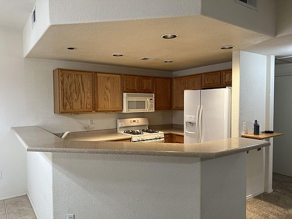 5th image of 6800 Vista Del Norte Dr NE #2015