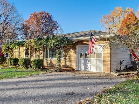 4th image of 511 Lakeview Dr