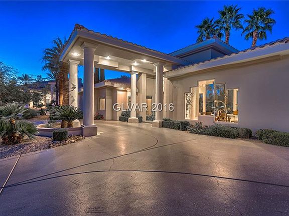 3rd image of 2201 S Tioga Way