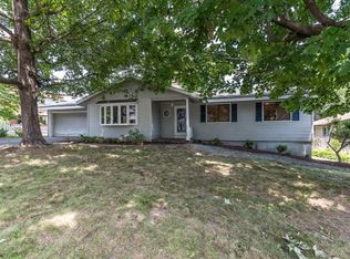 30 Motil Pl, Stratford, CT 06614