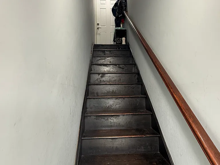 17 Spruce St #2 — Photo 3