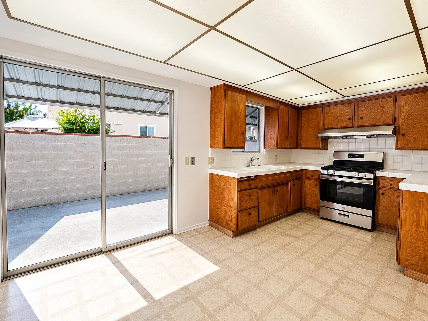 2 bed, 1030 sqft, $2,700 — Photo 4