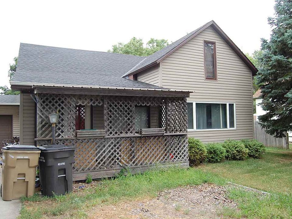 1st image of 212 Scout St