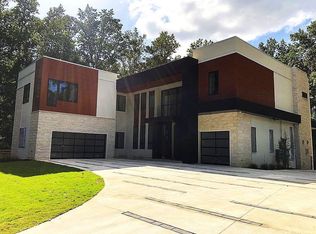 415 River Valley Rd, Sandy Springs, GA 30328