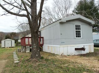 36 Twin Oaks Park Dr, Fletcher, NC 28732