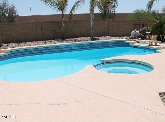 2nd image of 3730 E Rockwood Dr