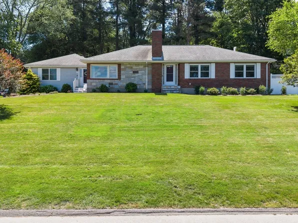 57 Hampton St, Auburn, MA 01501