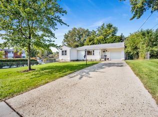 200 Ann St, South Elgin, IL 60177