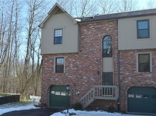 619 Sunset Cir, Cranberry Township, PA