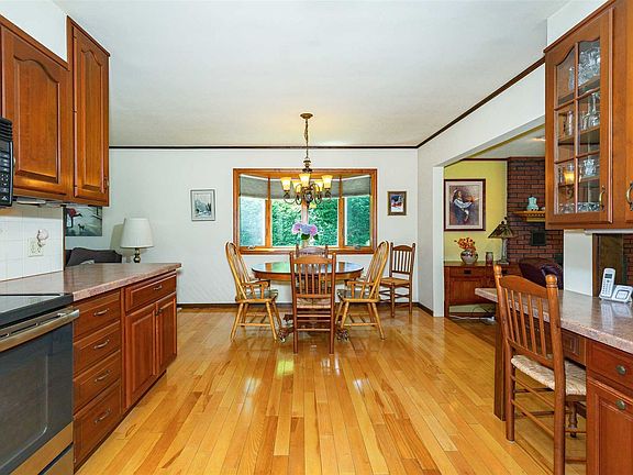 4th image of 23 Wasson Dr