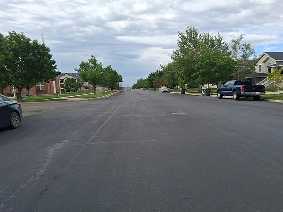 5th image of 1664 N Berra Blvd