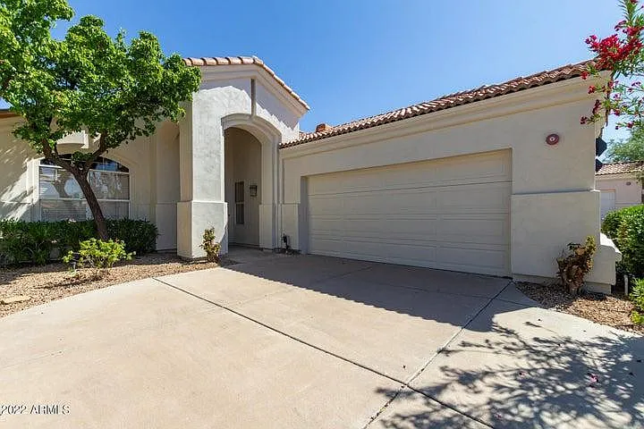 11838 E Carol Ave — Photo 3