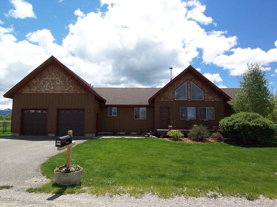 1st image of 1600 River Meadows Dr