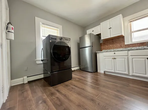 9 Rosedale Ave, Montclair, NJ