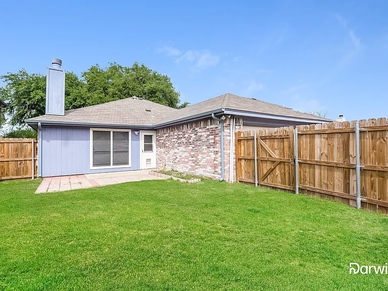 1940 Walden Pl — Photo 15