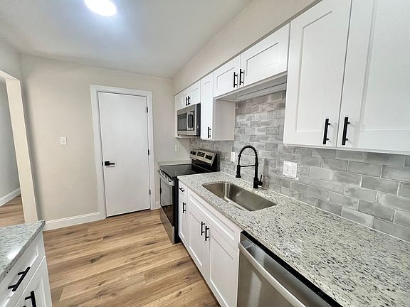 2nd image of 1014 Sandlin Pl APT B