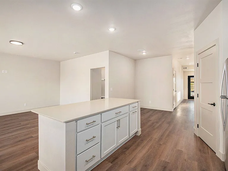 The Revere Townhomes — Photo 7