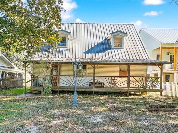 343 Adair St, Mandeville, LA 70448