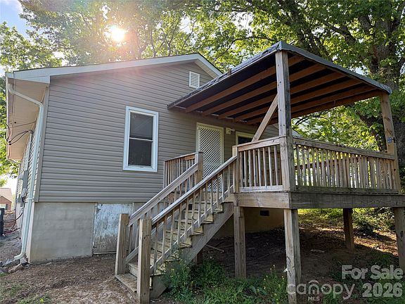2nd image of 3724 Kathy Rd