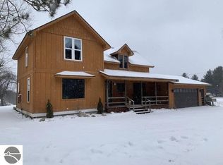 8949 Summit City Rd, Kingsley, MI 49649