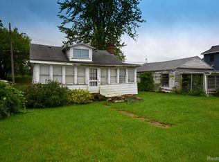 9154 Dexter Pinckney Rd, Pinckney, MI 48169