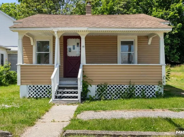 19-21 John Wilton St, Franklin, NJ 07416