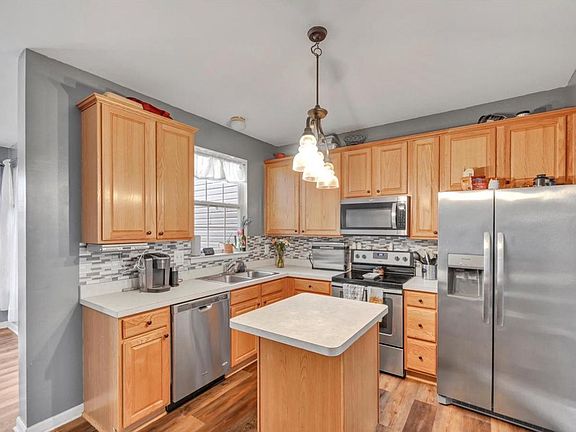 4th image of 3589 Cannon Ln
