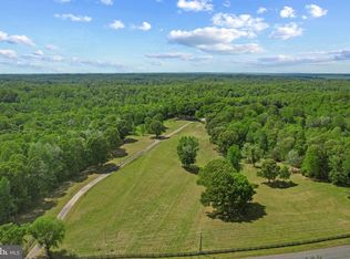41 Wood Landing Rd, Fredericksburg, VA 22405