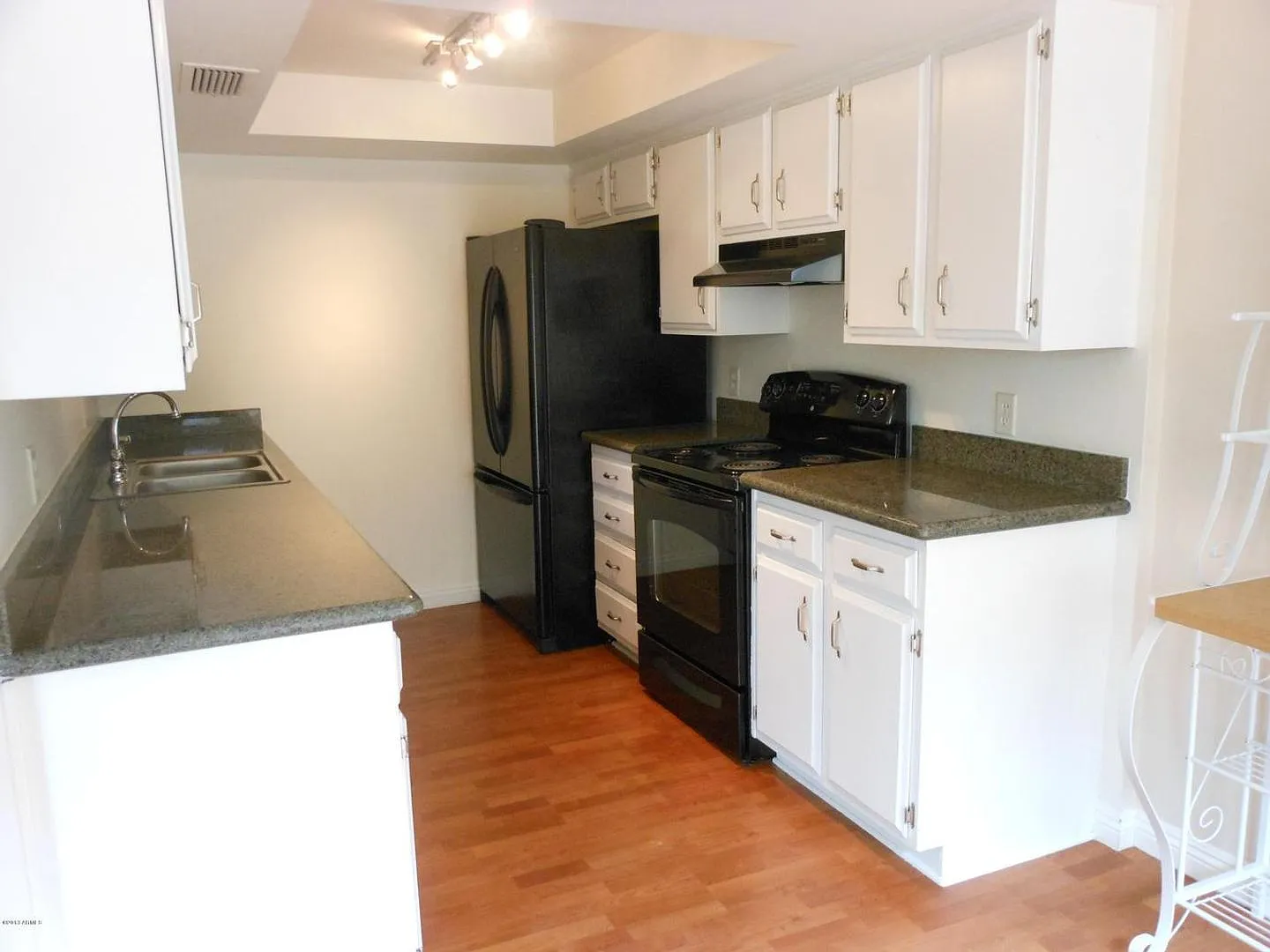 One month Free on OAC and 13 month lease.Location!! Minutes from Old Town Scottsdale, Fashion Squ... — Photo 1