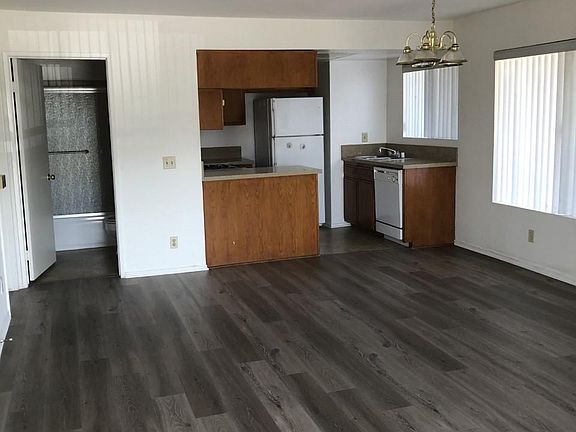 4th image of 3805 W Verdugo Ave #A