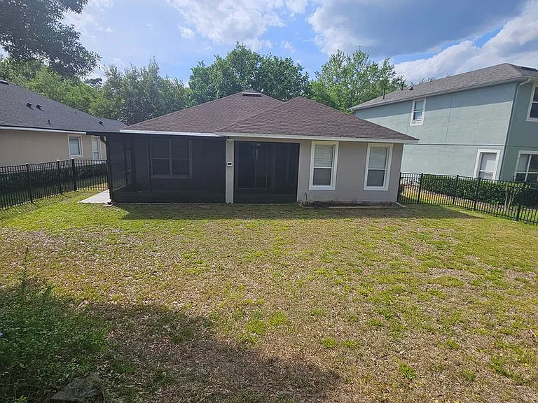 413 Victoria Hills Dr — Photo 32