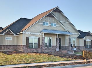 449 Stone Manor Dr., McGregor, TX 76657