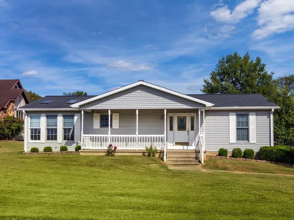 1066 Squaw Creek Rd, Boonville, IN 47601