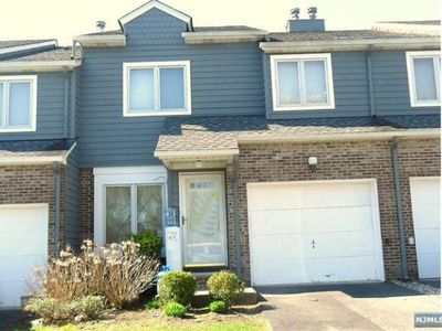 7 Cross Mdws #14, Fair Lawn, NJ, 07410
