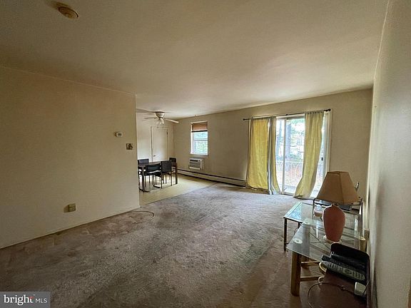 4th image of 1600 Church Rd APT D206