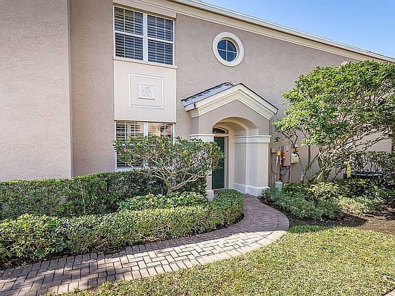 3rd image of 7466 Botanica Pkwy #102