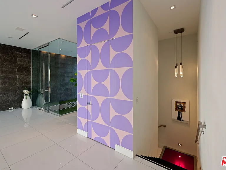 7080 W Mulholland Dr — Photo 48