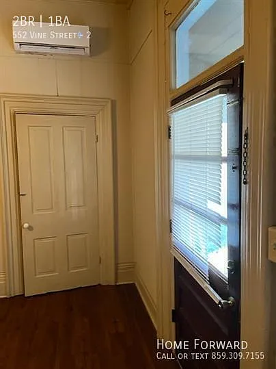 Building Photo - 552 Vine St #2