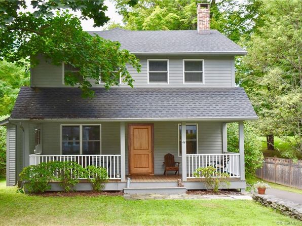 44 E Main St