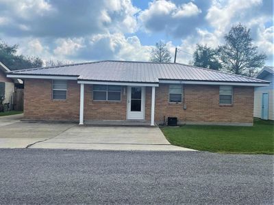303 W 11th St, Larose, LA, 70373