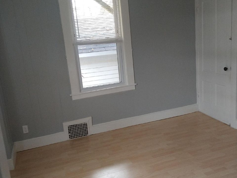 2nd image of 12 Butler Ct #1