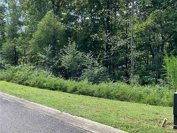 3rd image of 180 Arborwood Ln #180