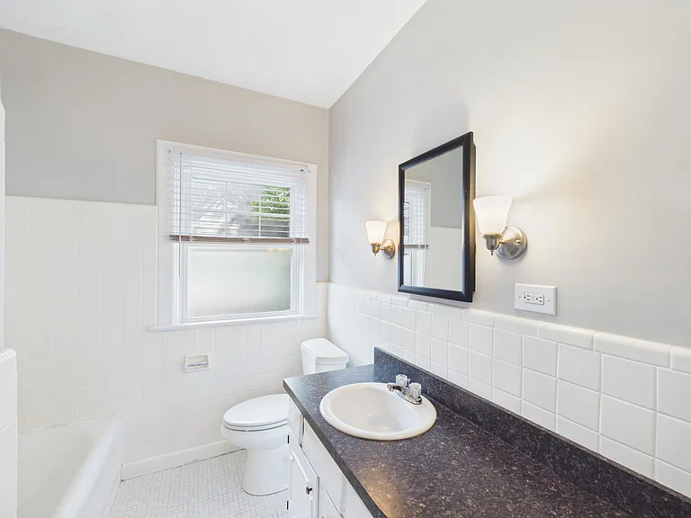 2044 Douglass Blvd #2 — Photo 25
