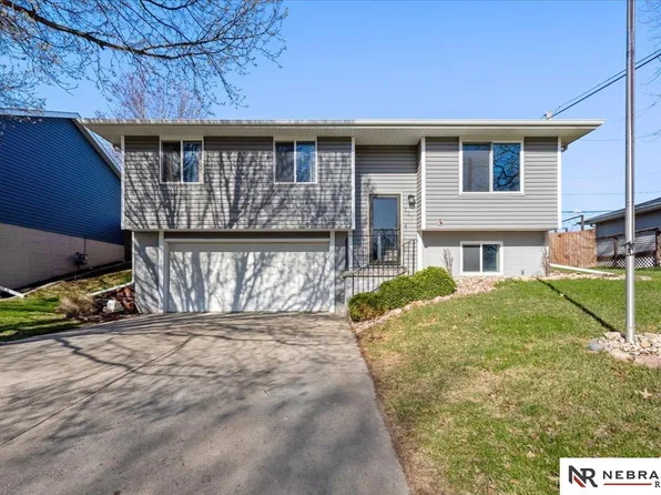 237 Lindell Ave, Seward, NE 68434