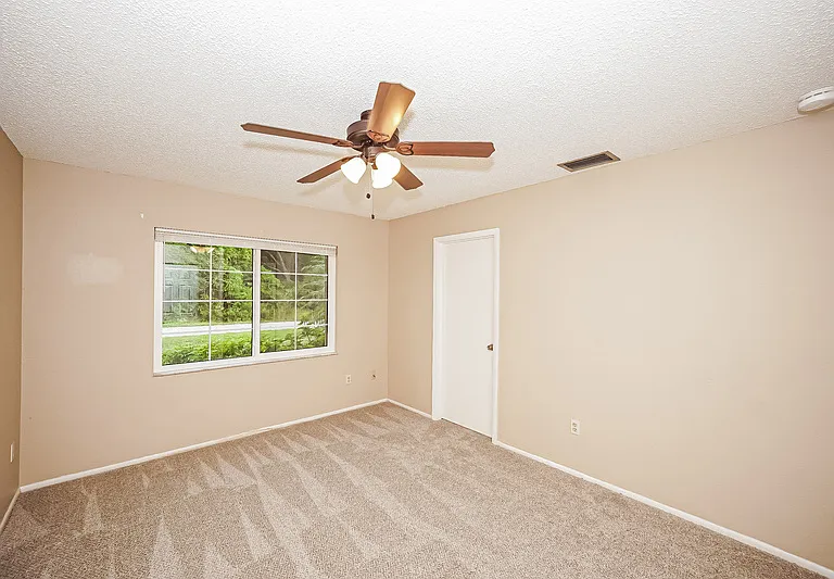 4154 Kessler Ter — Photo 10