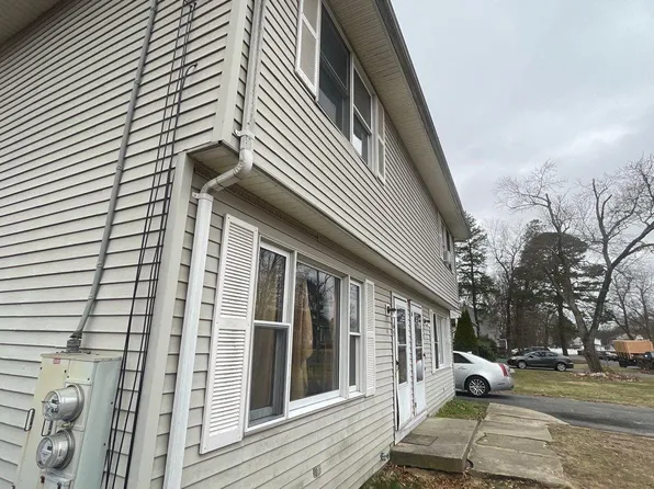 65 Wisteria St, Springfield, MA 01119