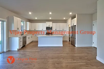 6810 NE 16th Ave — Photo 13